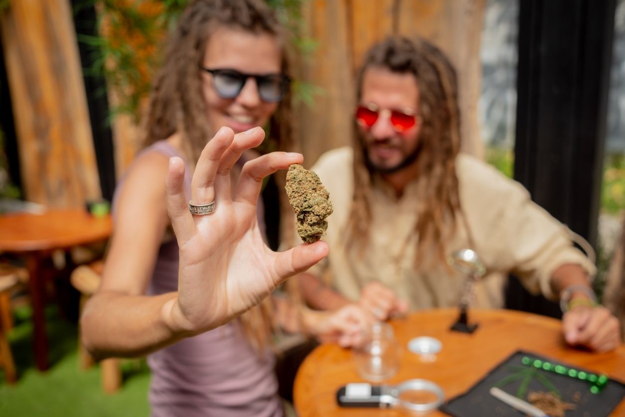 Looking for cheap weed in South New Jersey? Hello High offers unbeatable dispensary discounts, cheap weed delivery, and same-day recreational cannabis from a licensed NJ dispensary.